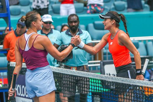 Sorana Cîrstea (32 de ani, locul 74 WTA) a învins-o pe Aryna Sabalenka (24 de ani, locul 2 WTA), scor 6-4, 6-4, și s-a calificat în semifinalele turneului de la Miami.