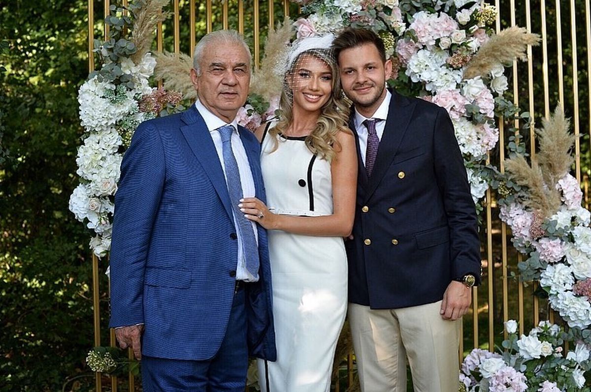 Ce nume va purta fiica lui Anghel Iordănescu, după nunta de vis din week-end: „Din respect față de familie”. Cine a condus-o la altar