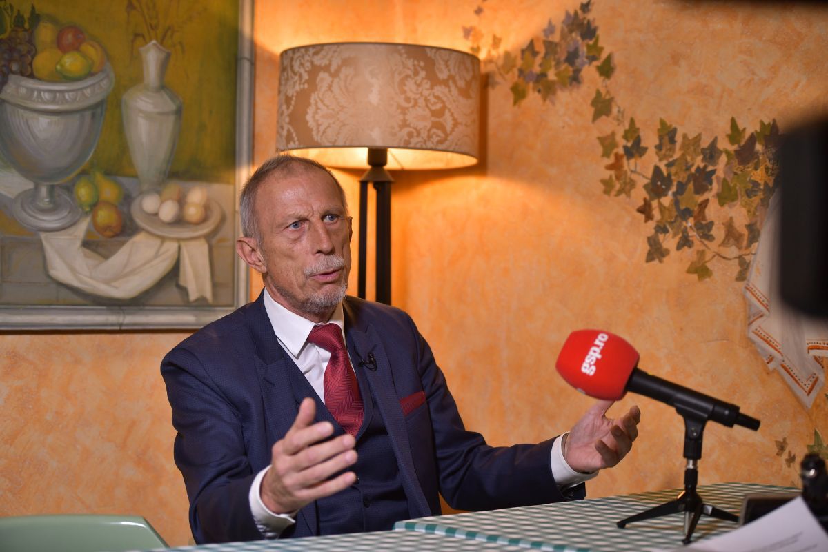 Christoph Daum a fost pe Arena Națională la România - Belarus și a vorbit pentru cititorii Gazetei » „Credeam că mai erau superfotbaliști. Nu mai sunt”