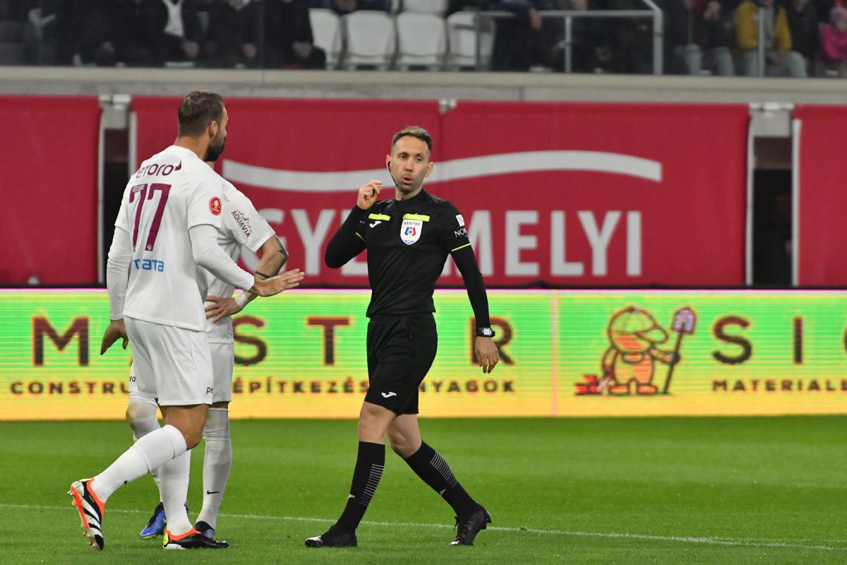 Mihai Rotaru, pus pe glume înainte de Universitatea Craiova - Rapid: „Nici nu știau ce vor! Domnul Șucu cerea experiență VIP. Îi aducem și mobilă de la Ikea”