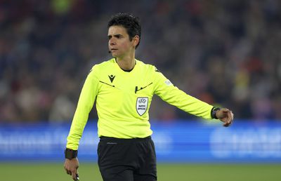 Prima femeie care arbitrează un meci în prima ligă masculină din Portugalia