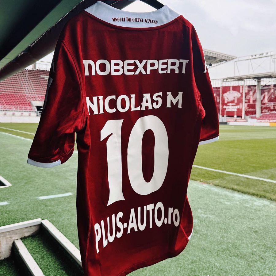 Foto: Facebook Rapid - Universitatea Craiova 1-2 » Kinder joy! Oltenii dau lovitura în Giulești și visează la titlu