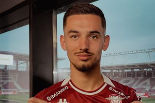 Rapid și-a anunțat noul transfer chiar înaintea meciului cu Universitatea Craiova: contract pe 3 ani