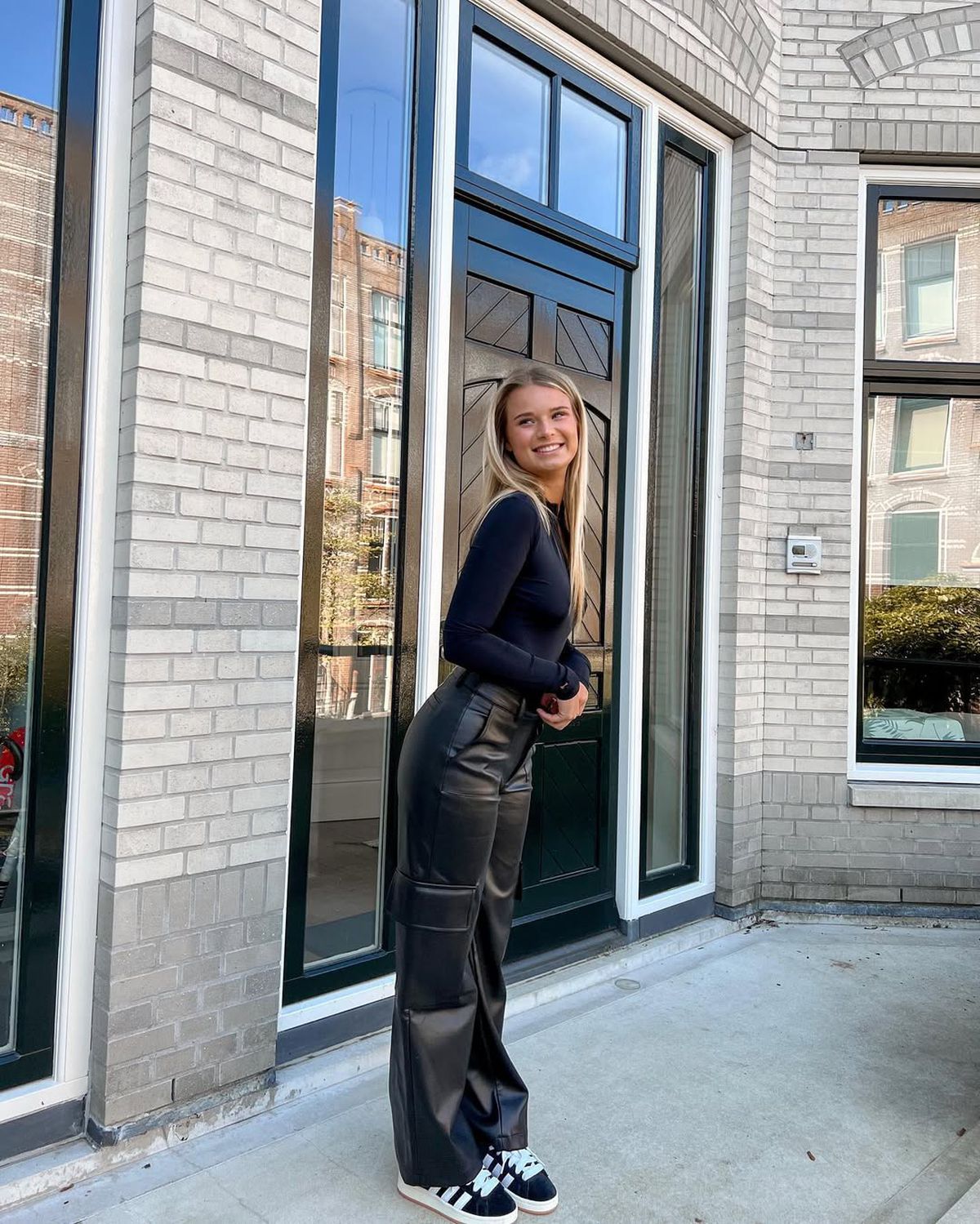 Sexy și irezistibilă! Fiica antrenorului încinge Instagramul cu poze provocatoare