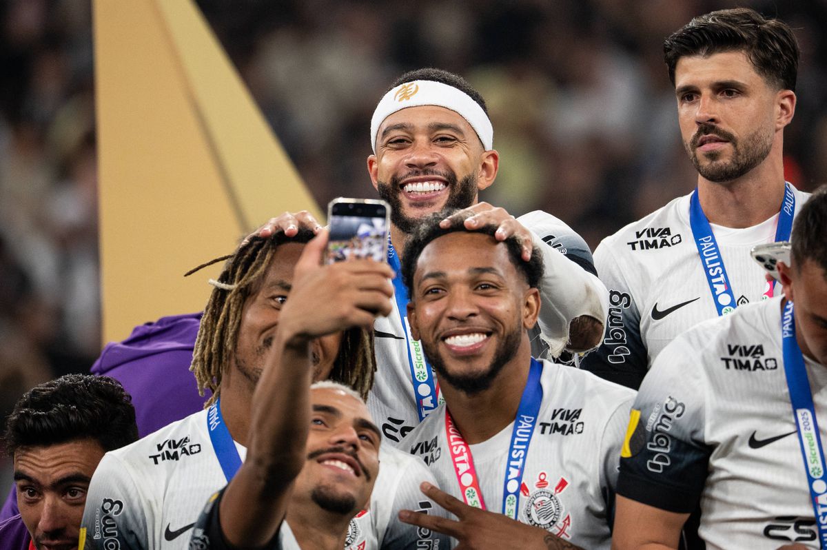 Galerie foto - Memphis Depay (Finala Campeonato Paulista 2025)