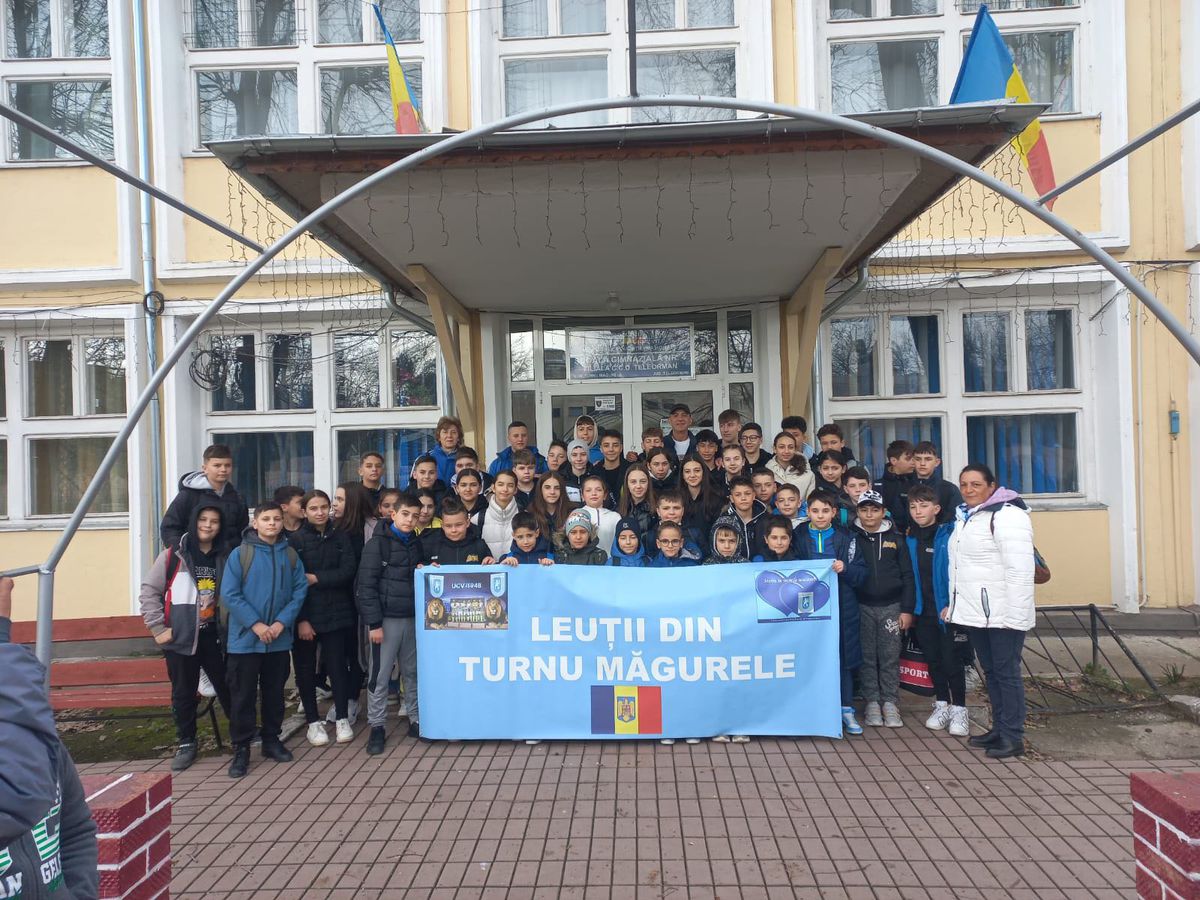 Imagini tari cu micii suporteri ai Craiovei » Sute de copii au făcut deplasarea pentru derby-ul cu Rapid