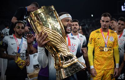 Memphis Depay este tratat regește în Brazilia! Atacantul olandez a primit un bonus uriaș după ce a cucerit primul trofeu alături de echipa sa