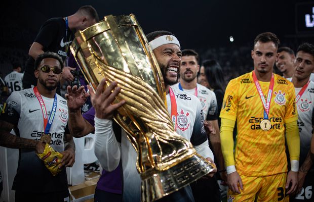 Memphis Depay este tratat regește în Brazilia! Atacantul olandez a primit un bonus uriaș după ce a cucerit primul trofeu alături de echipa sa