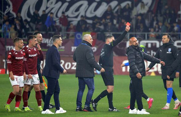 Scandal imens după Rapid - Craiova » Șumudică „a luat foc” la adresa lui Istvan Kovacs + Copiii au invadat terenul