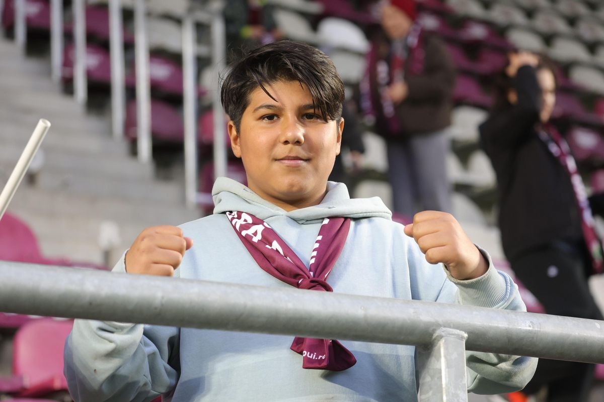Copii prezenți la Rapid - Universitatea Craiova / foto: Ionuț Iordache GSP