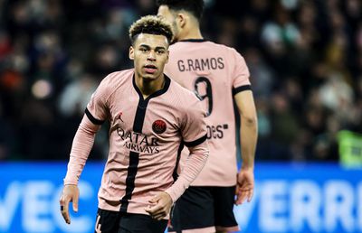 PSG a zdrobit-o pe Saint-Etienne, 6-1, dar așteaptă etapa viitoare ca să se încoroneze campioană în Ligue 1