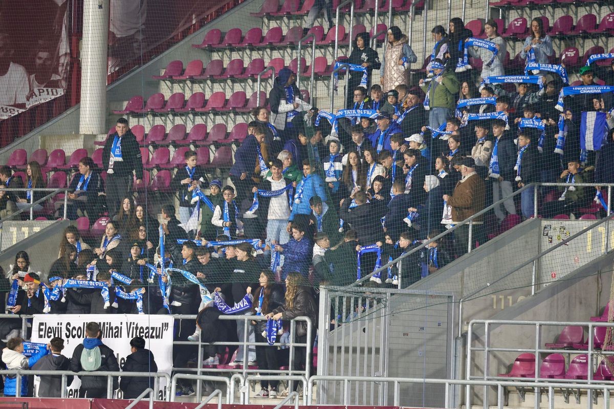 Copii prezenți la Rapid - Universitatea Craiova / foto: Ionuț Iordache GSP