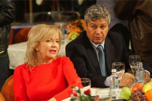 Reacția soției lui Mircea Lucescu după ce selecționerul a fost transportat la spital: „Așteptăm informații”