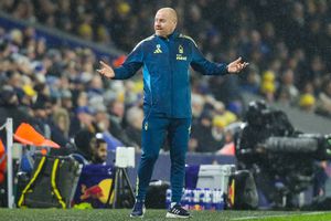 Sean Dyche a negat negocierile cu Tottenham: „Eram în pub, deci puțin probabil”