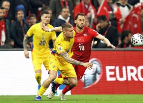 Galatasaray insistă pentru titularul din Turcia - România: 10 milioane de euro