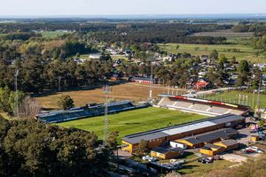 Liga Campionilor într-un sat cu 1.500 de locuitori » UEFA a aprobat stadionul unde va evolua campioana-surpriză