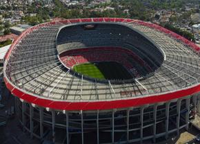 Incident tragic la redeschiderea stadionului „Azteca” » Persoană decedată în tribune