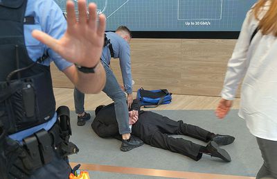 Trei hoți arestați după ce au uitat declarațiile pe propria răspundere la locul faptei