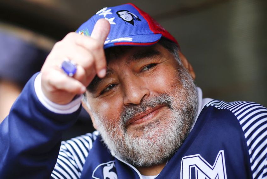 Diego Maradona speră că o nouă „Mână a Lui Dumnezeu” va interveni pentru a scăpa oamenii de pandemia de COVID-19 // sursă foto: Guliver/gettyimages