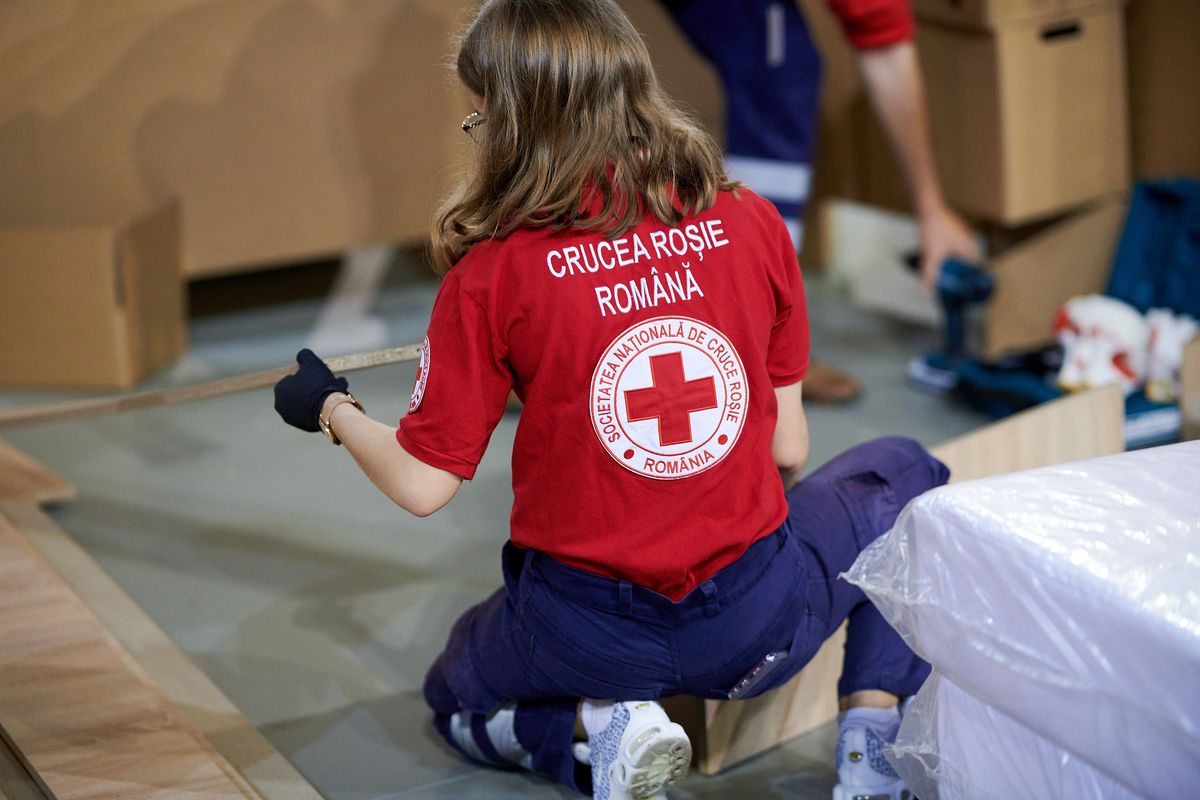 FOTO Sala Polivalentă din Cluj, transformată în centru de suport pentru bolnavii de COVID-19