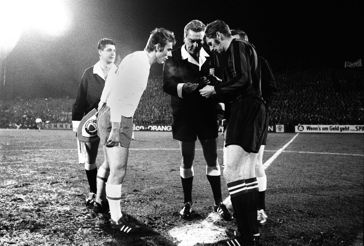 Finala uitată din urmă cu 51 de ani » Asistență umilitoare la singurul triumf european al lui Manchester City