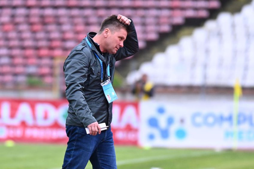 Dinamo a învins-o pe FC Voluntari, scor 2-0, în runda a 4-a a play-out-ului din Liga 1. Dusan Uhrin, antrenorul „câinilor”, s-a plâns la final de programul încărcat.