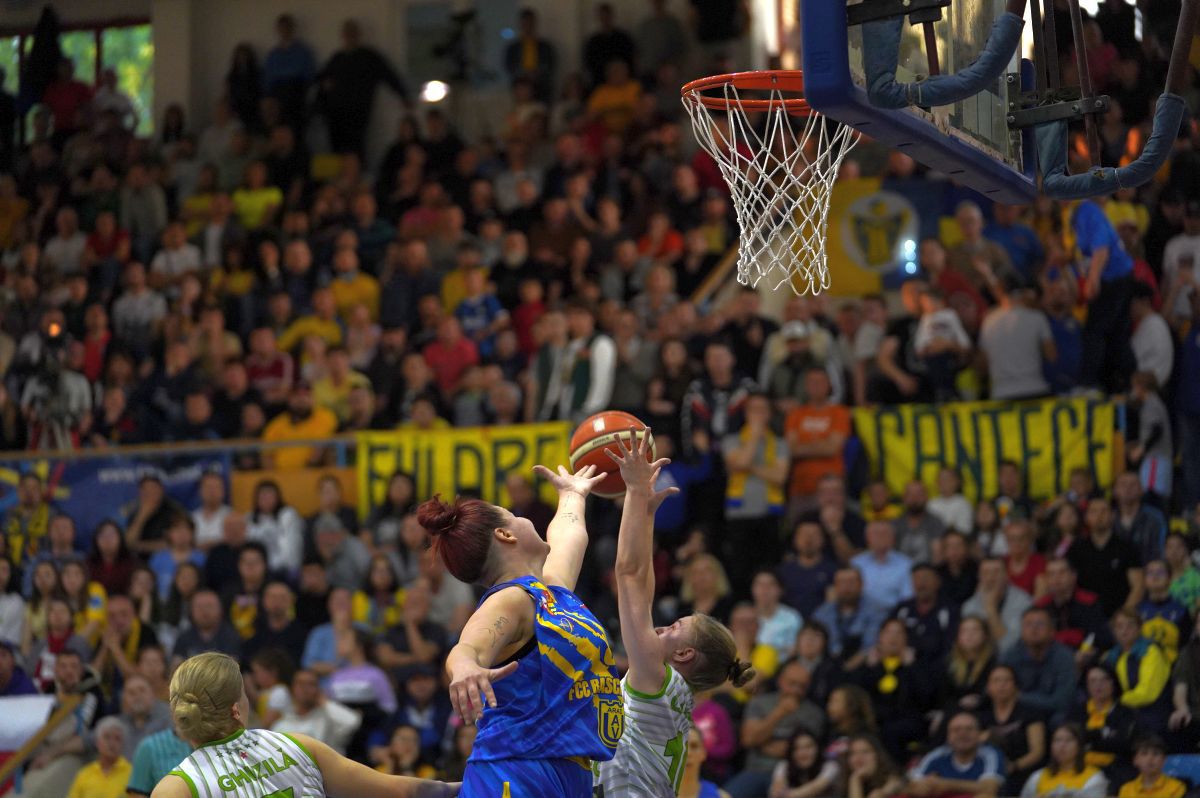 UAV Arad și Sepsi Sf. Gheorghe, finală dramatică în Liga Națională de baschet feminin! Când are loc „decisivul”