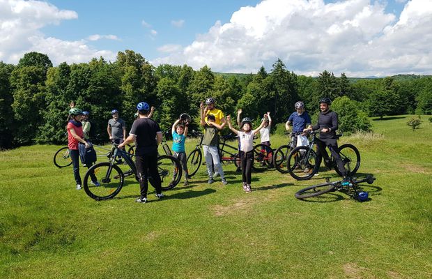 Activități de weekend în aer liber pe Valea Prahovei. Închiriază bicicletă de la 2be din Câmpina
