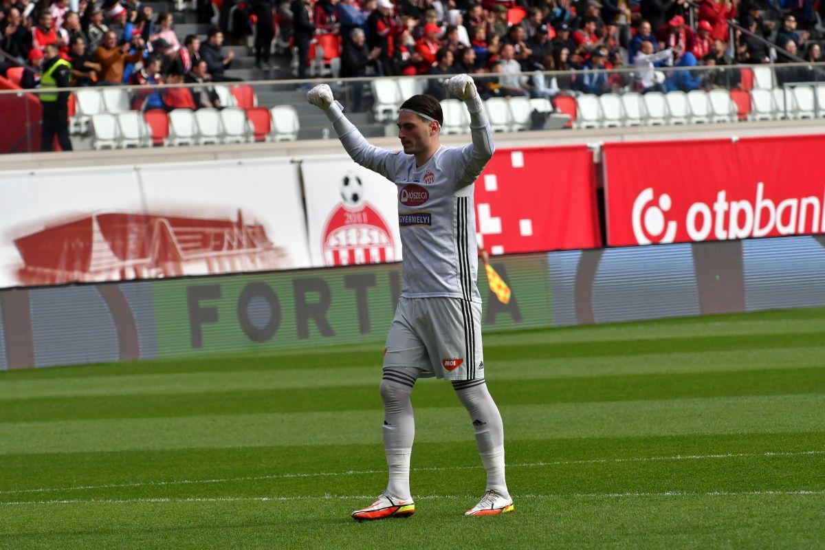 Greșeli inexplicabile de arbitraj în Sepsi - Gaz Metan » Gol anulat pentru un ofsaid văzut doar de arbitri