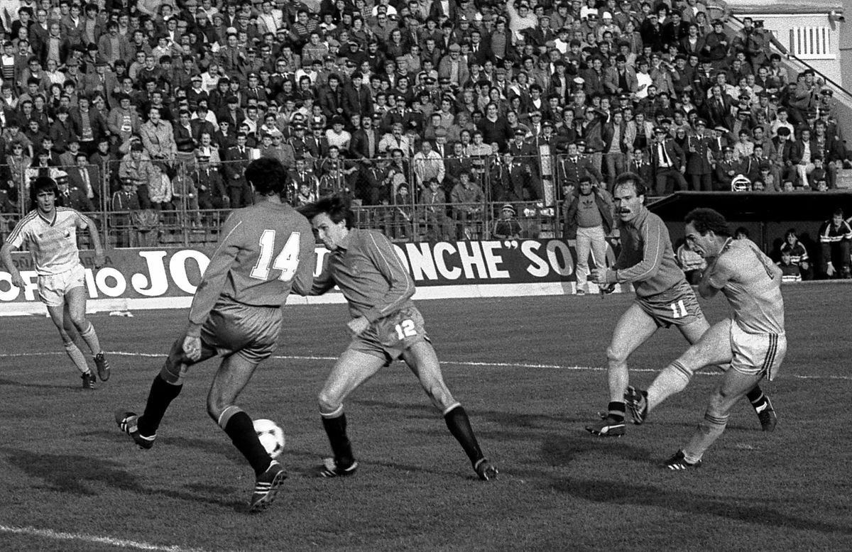 RETRO GSP - România - Spania 3-1