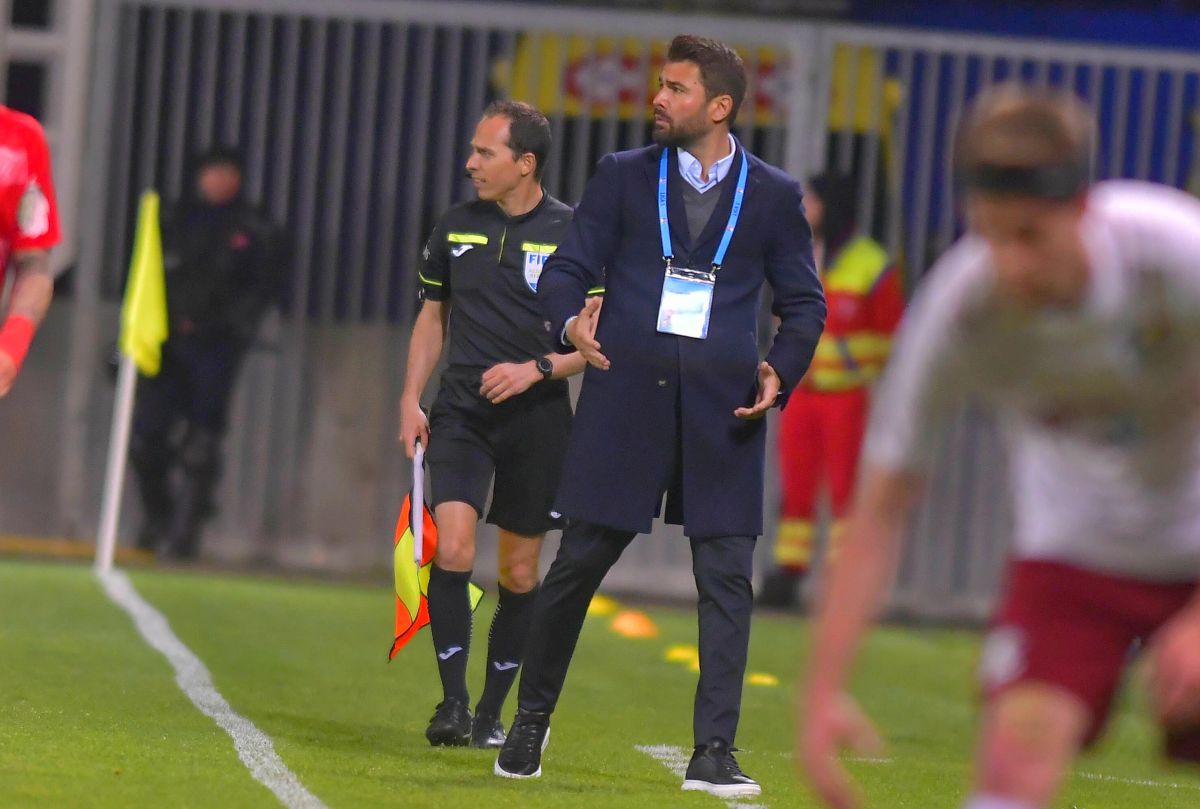 Mutu, după primul semieșec pe banca Rapidului: „Când ai 3 linii în fața ta, pe unde să șutezi?!”