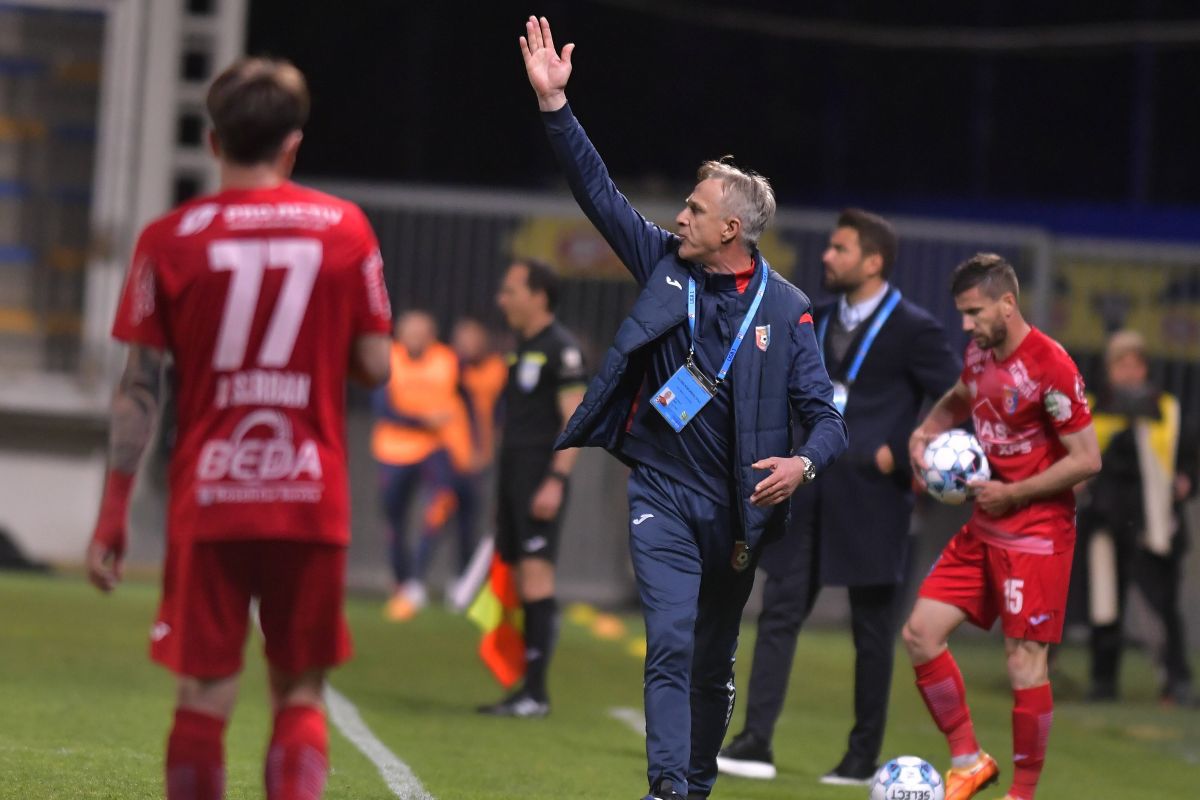 Emil Săndoi, după ce a reușit să oprească seria de victorii a Rapidului: „Vom încerca să pregătim și meciurile de baraj”