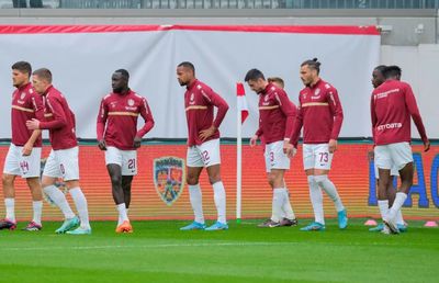 Dan Petrescu a dezvăluit scandalul de la antrenamentul lui CFR: „Altercația a fost pe teren, eu i-am lăsat”