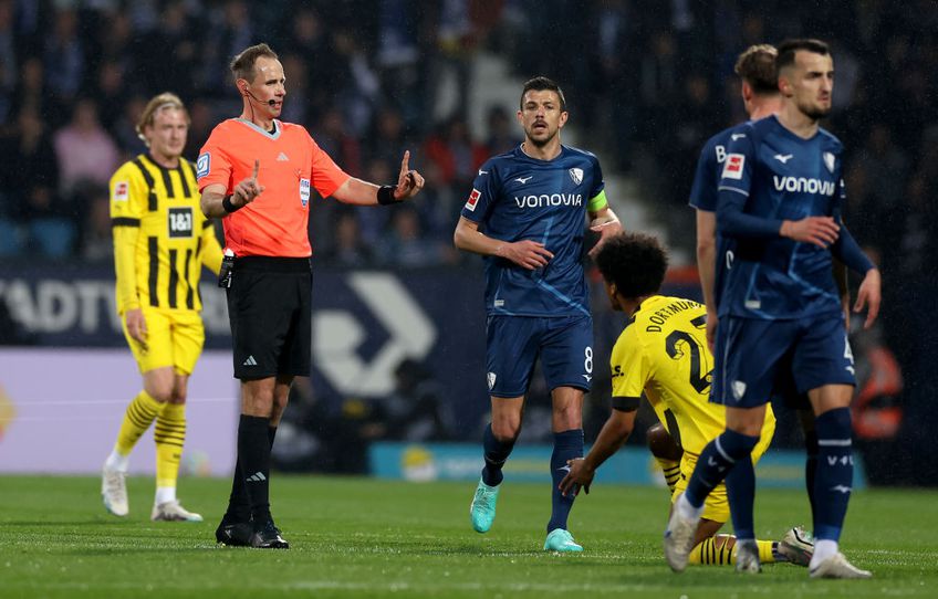 Arbitrul neamț Sascha Stegemann a recunoscut că ar fi trebuit să acorde un penalty pentru Borussia Dortmund în remiza de vineri, scor 1-1 pe terenul lui Bochum.