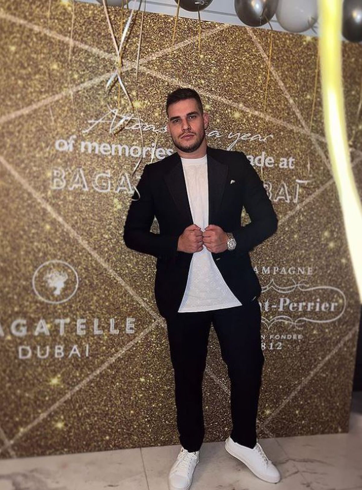 Angelo, fiul lui Cristi Borcea, a învățat de la tatăl lui! Își răsfață iubita în vacanțe scumpe și restaurante de lux