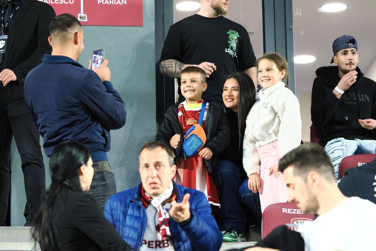 Antonia, prezentă la Rapid - Universitatea Craiova