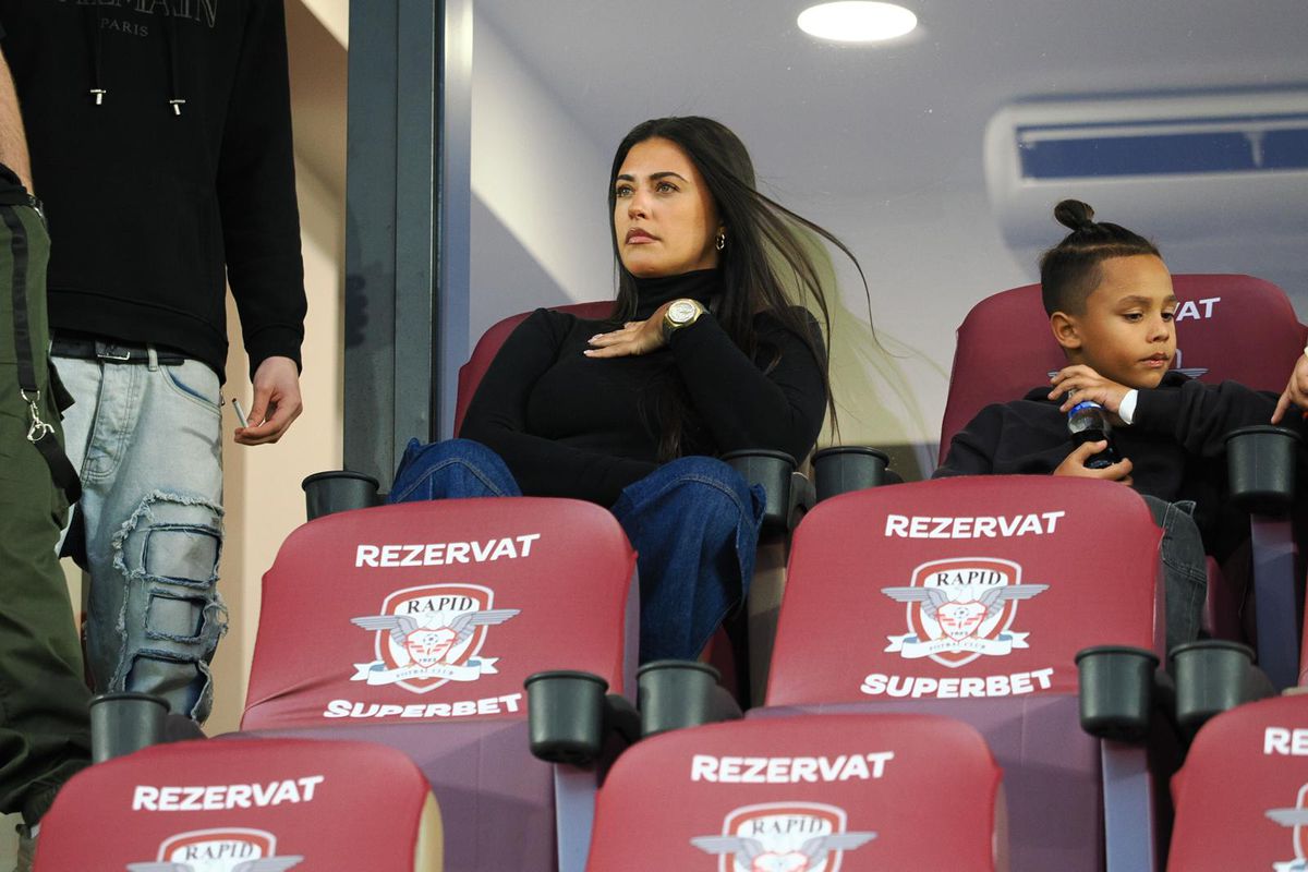 Antonia, prezentă la Rapid - Universitatea Craiova