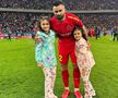 Valentin Crețu și copiii, după meciul în care FCSB a devenit campioană /  Sursă foto: instagram.com/valentincretu89/, instagram.com/madalinamariacretu/