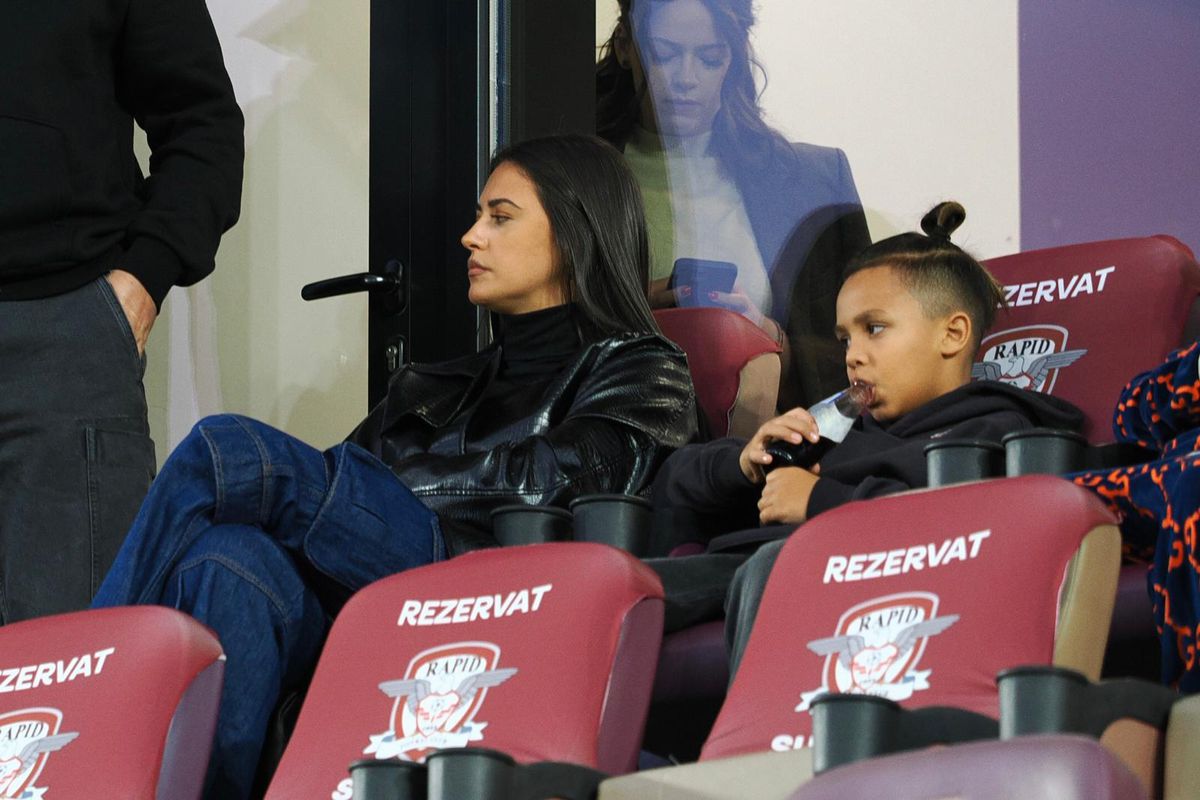 Antonia, prezență-surpriză la Rapid - Universitatea Craiova » Cum a fost surprinsă de fotoreporterul GSP