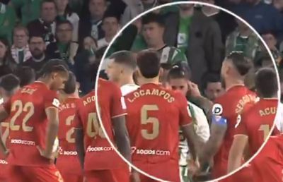 L-a tras de ureche pentru că a simulat un penalty! Doi foști colegi de la Real Madrid, protagoniști în El Gran Derby