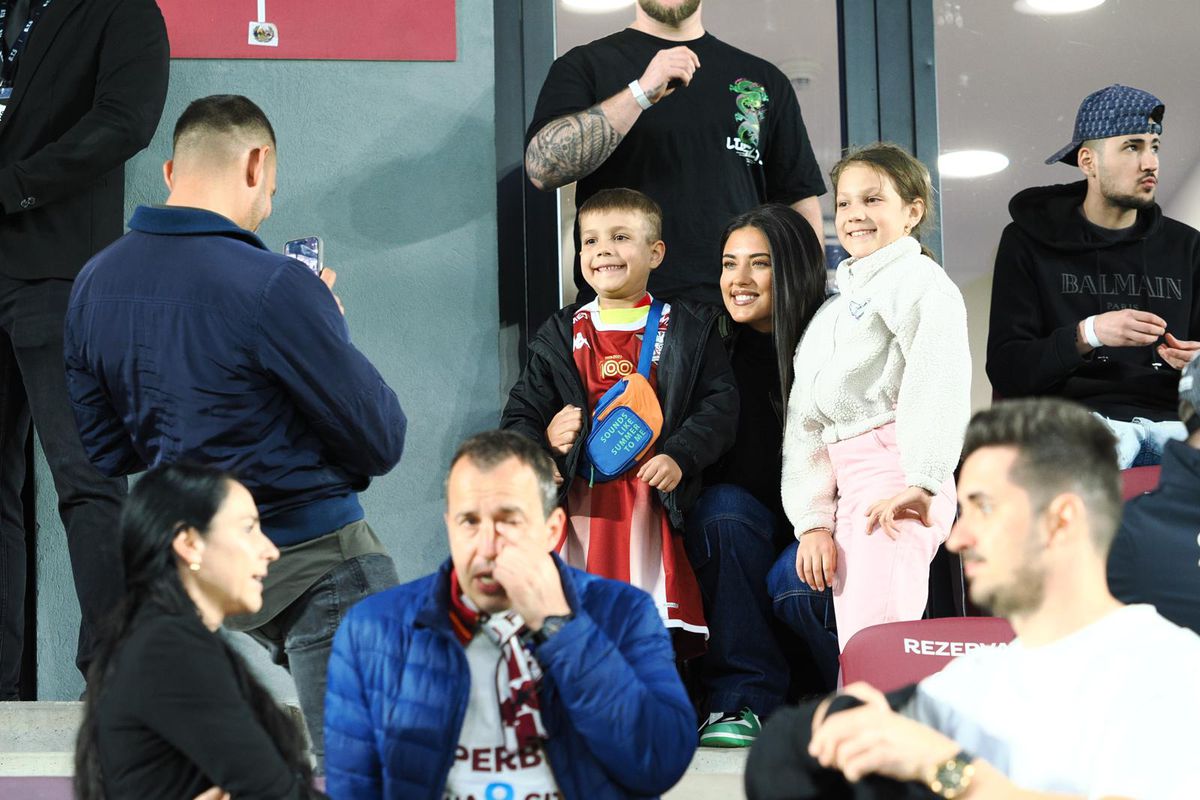 Antonia, prezentă la Rapid - Universitatea Craiova