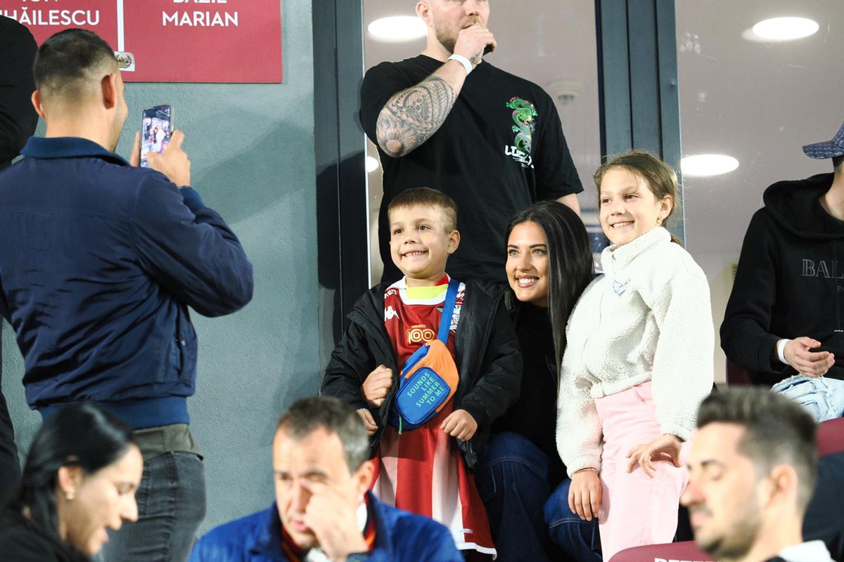 Antonia, prezentă la Rapid - Universitatea Craiova