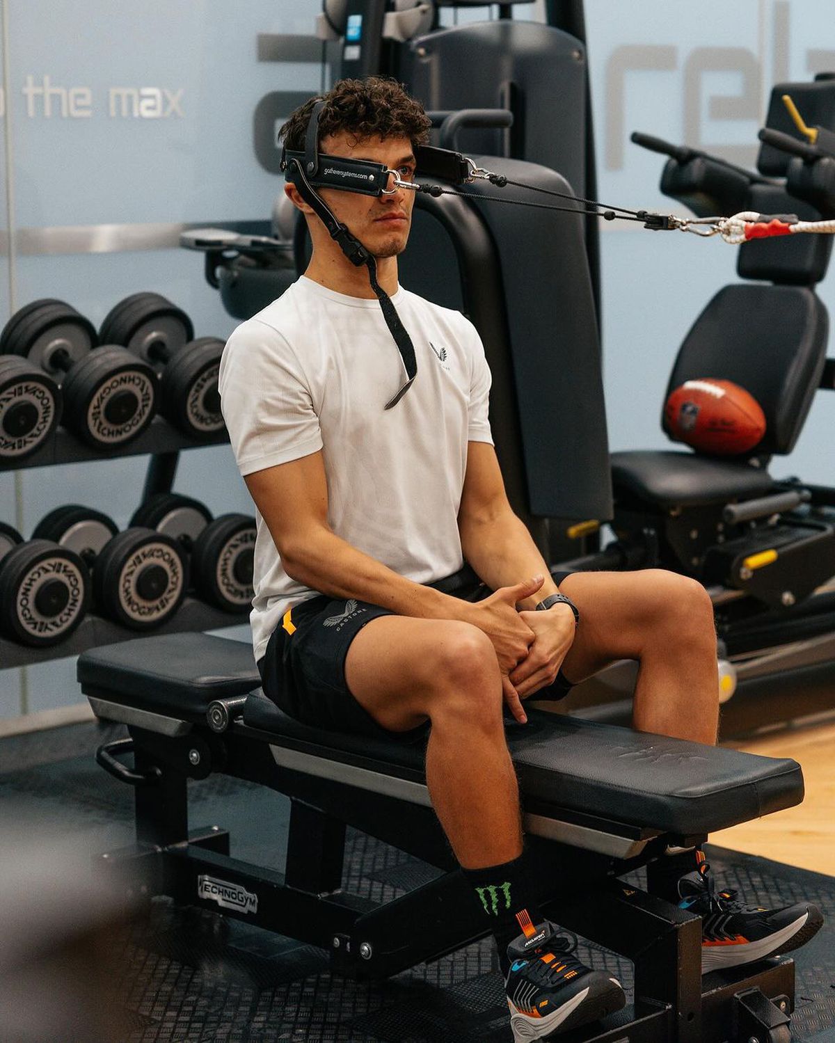 S-a distrat prea tare » Pilotul de Formula 1, cu fața însângerată după o noapte în Amsterdam