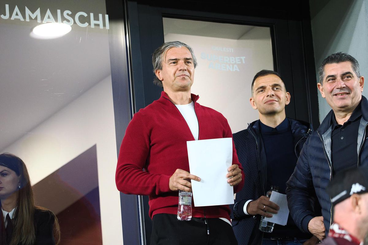 Dan Șucu, Victor Angelescu și Daniel Niculae, înainte de Rapid - Craiova