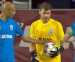 Gafă mare de arbitraj în Rapid - Universitatea Craiova! A atins mingea cu mâna, dar Hațegan nu a acordat penalty