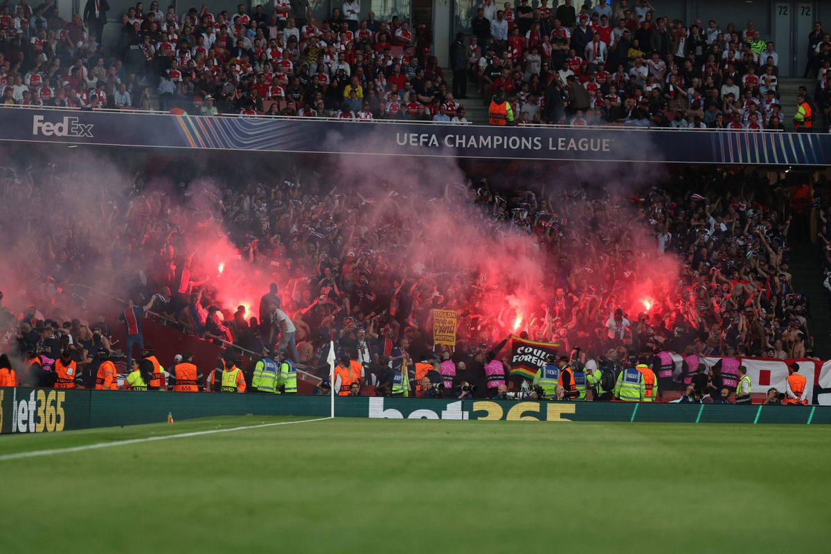 Fotbaliștii lui Arsenal: „Francezii ne-au mâncat de vii!”