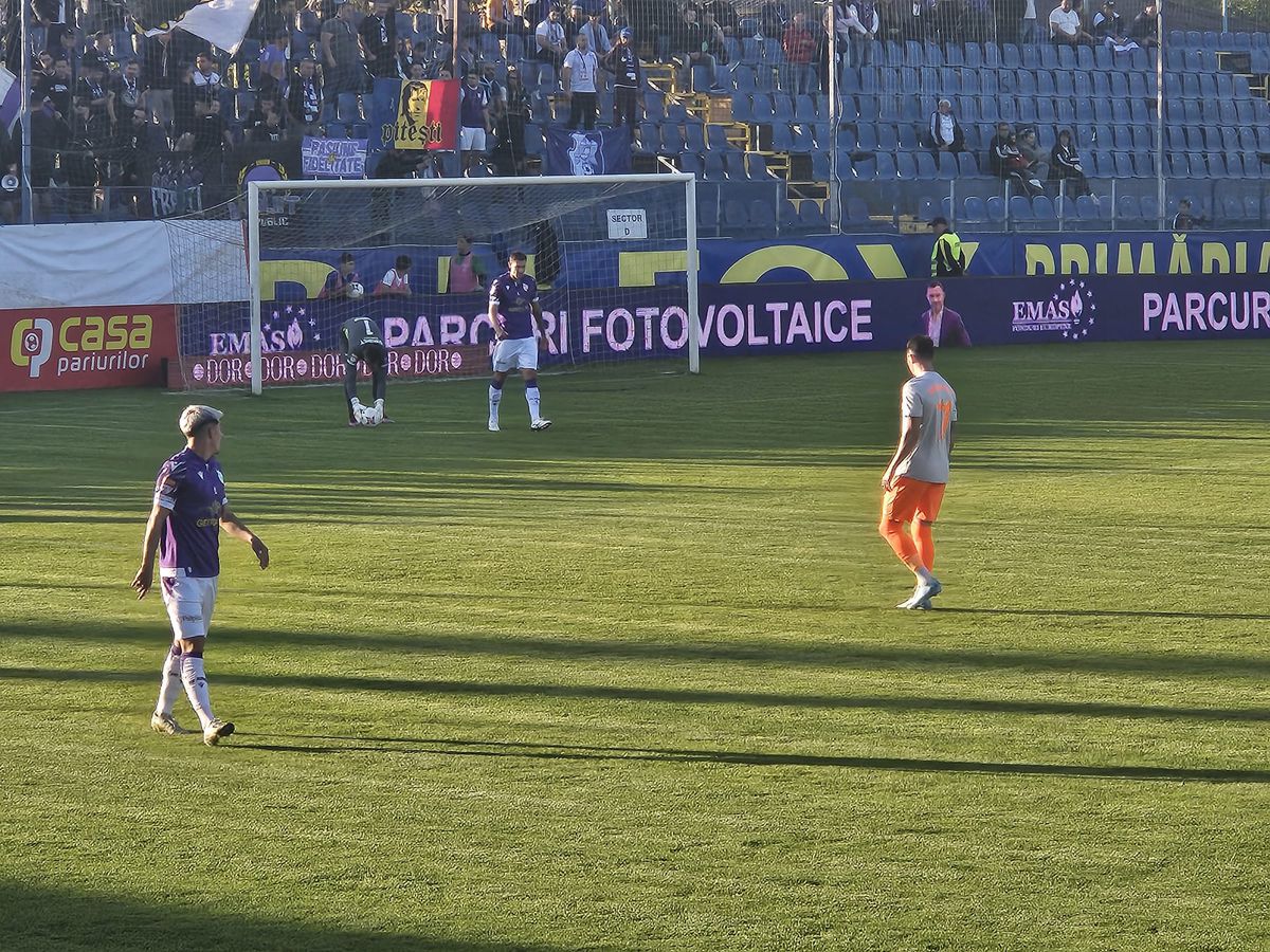 Metaloglobus - FC Argeș 2-1 » Sărbătoare amânată! Prima înfrângere din play-off pentru piteșteni! Clasamentul actualizat