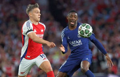 Primele vești despre starea lui Dembele, după ce a părăsit terenul accidentat: „Am vorbit la vestiar”