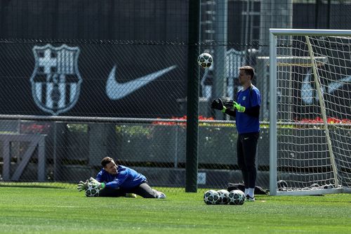 Mac-Andre ter Stegen trebuie acum să încerce să se ridice la nivelul prestațiilor excelente ale lui Wojciech Szczesny la Barcelona / Foto: Imago