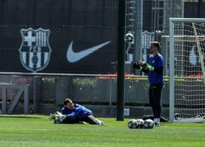 Răsturnare de situație în poarta Barcelonei! » Ce a decis Flick în privința titularului din Liga Campionilor